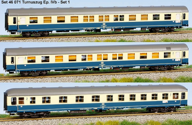 Set of 3 Passenger cars DB Touristik. Set #1<br /><a href='images/pictures/LS_Models/46071.jpg' target='_blank'>Full size image</a>